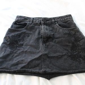 Grey TOPSHOP Denim Miniskirt w/ Floral Embroidery